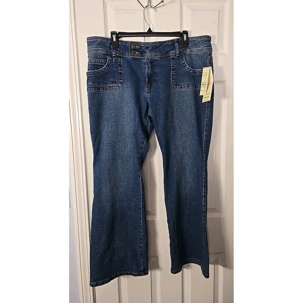 No Boundaries Women's Mid Rise Stretch Bootcut Jeans, Dark Wash, Size 18